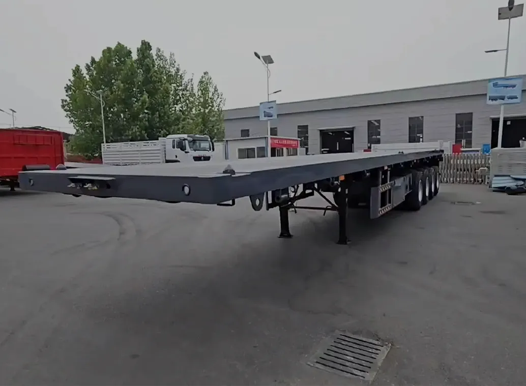 Suudi Arabistanlı Müşteri Düz Yataklı Yarı Römorklar Satın Alıyor