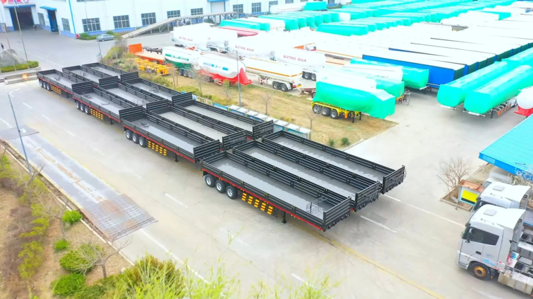 Peru Müşterisi Yan duvar düz yataklı yarı römork satın alıyor